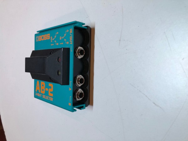 Boss AB-2 2-way selector. Prisidé: 300 kr, nypris 500kr