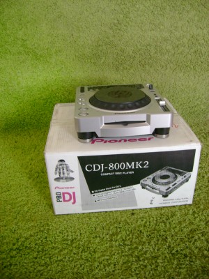 CDJ-800