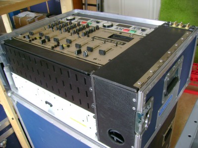 DJ-case 2.JPG