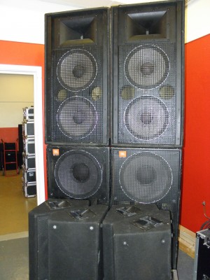 jbl sr pa 1.jpg