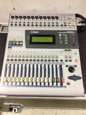 Yamaha01v.jpg