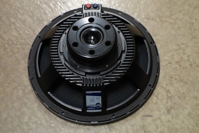 RCF LF15N401