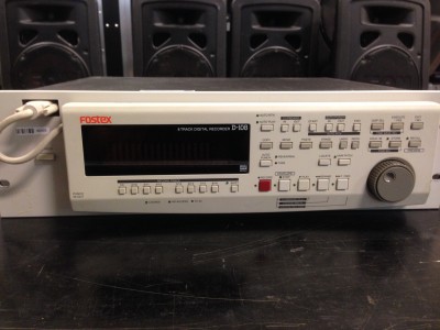 Fostex D-108 front