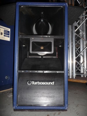 P1080042blurr.JPG