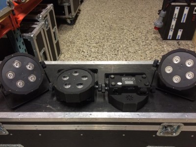 4st RGBW 5x8W. pris 2500kr för alla